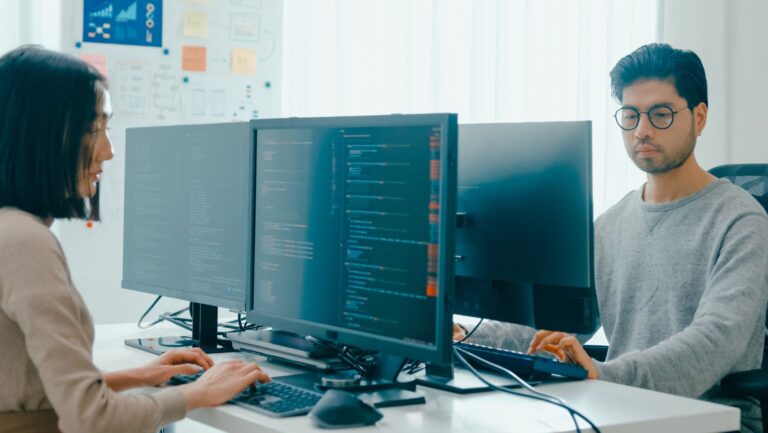 The ‘Death by 1,000 Clicks’: Minor IT Glitches Kill Your Team’s Productivity